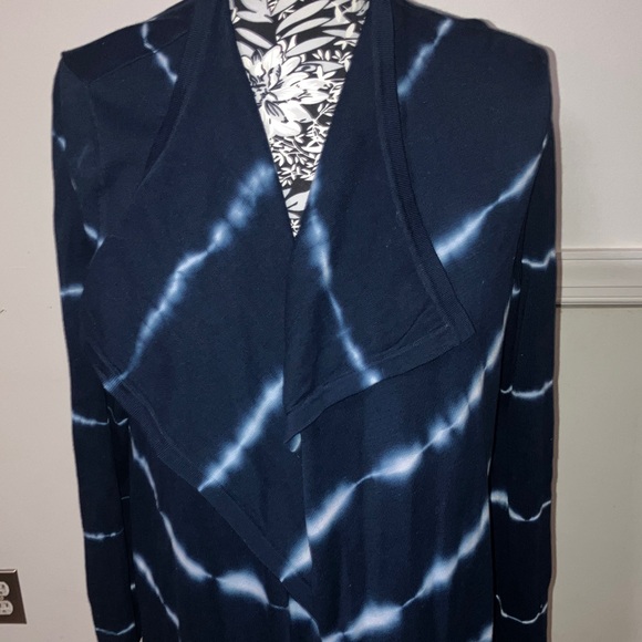 Calvin Klein Sweaters - Calvin Klein Navy and White Cotton cardigan